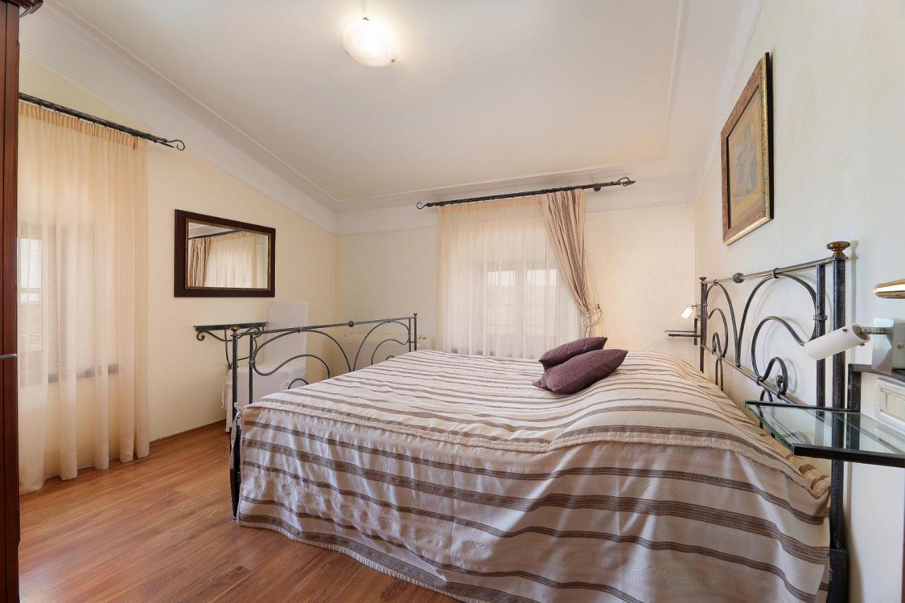 Casa Rustica Dva Baladura Apartments Канфанар Экстерьер фото